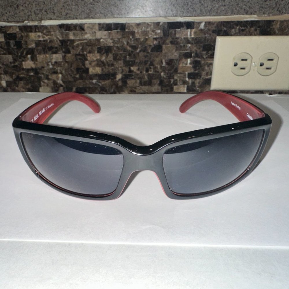 Costa del Mar Caballito Sunglasses Black with case EUC